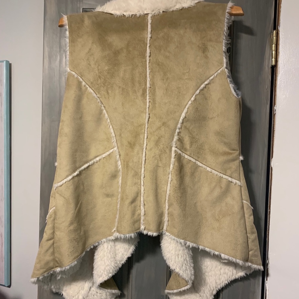 Suede Vest - Picture 2 of 2